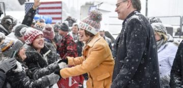 Democrat Amy Klobuchar announces presidential bid