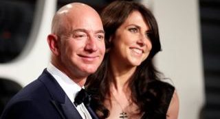 Jeff Bezos: World’s richest man agrees $35bn divorce